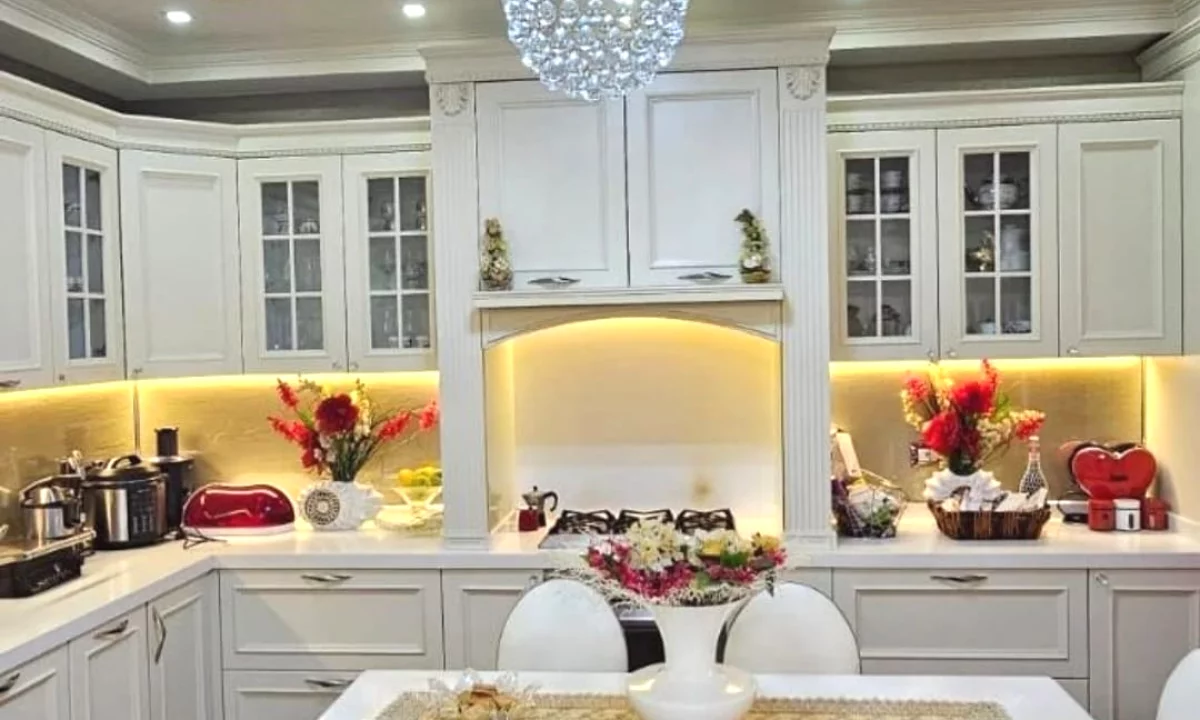 Shtepi ne shitje Apartament ne Vlore, 3+1, Mobilimi E mobiluar, Pagesa 315,000  Euro.