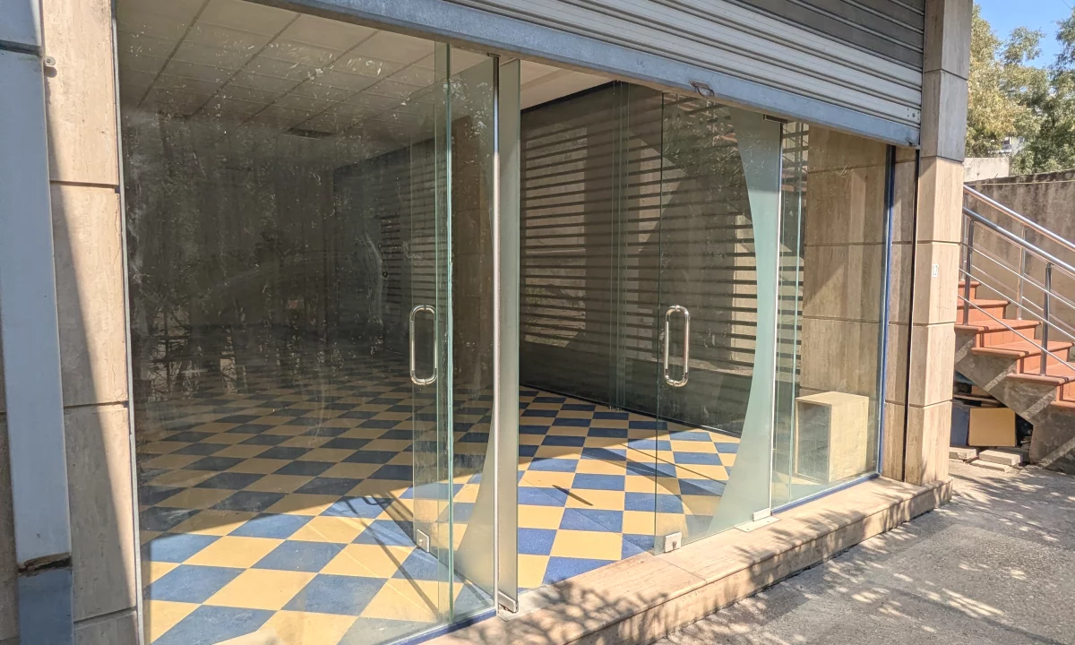 JEPET ME QIRA NJESI BIZNESI PRANE PARKUT AULONA VLORE