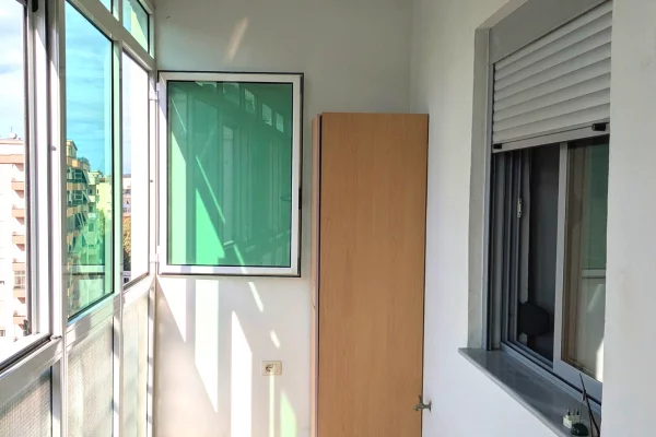 Shtepi ne shitje Apartament ne Vlore, 2+1, Mobilimi E mobiluar, Pagesa 175,000  Euro.