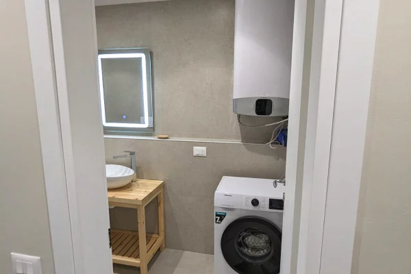 Shtepi me qera Apartament ne Vlore, 2+1, Mobilimi E mobiluar, Pagesa 700  Euro.