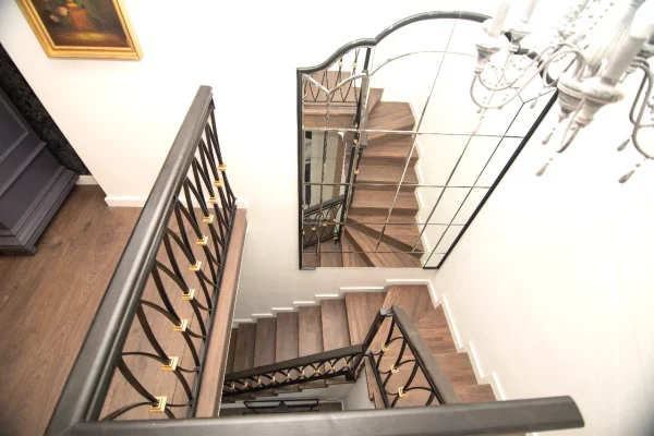 Shtepi me qera Duplex(shtepi me 2 kate) ne Vlore, 2+1, Mobilimi E mobiluar, Pagesa 1,500  Euro.