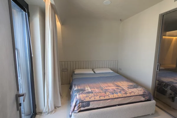 Shtepi me qera Apartament ne Vlore, 1+1, Mobilimi E mobiluar, Pagesa 1,000  Euro.