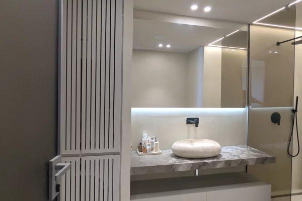 Shtepi me qera Apartament ne Vlore, 1+1, Mobilimi E mobiluar, Pagesa 1,000  Euro.
