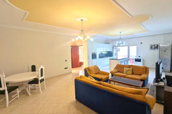 Shtepi me qera Apartament ne Vlore, 2+1, Mobilimi E mobiluar, Pagesa 55,000  Leke.