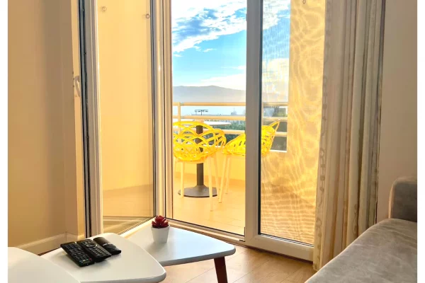 Shtepi me qera 1+1 ne Vlore - 65,000 Leke