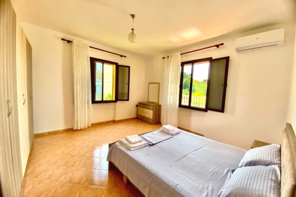 Shtepi me qera Shtepi Private ne Vlore, 2+1, Mobilimi E mobiluar, Pagesa 40,000  Leke.