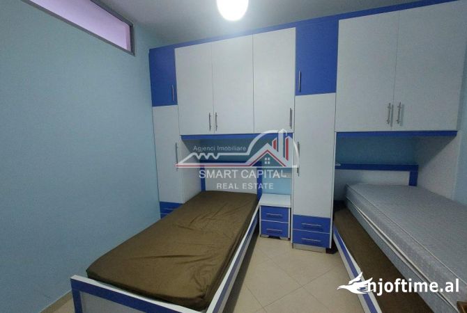 Shtepi me qera Apartament ne Vlore, 2+1, Mobilimi E mobiluar, Pagesa 340  Euro.