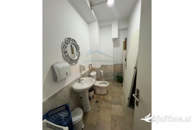 Shitet Ambient Biznesi Don Bosko