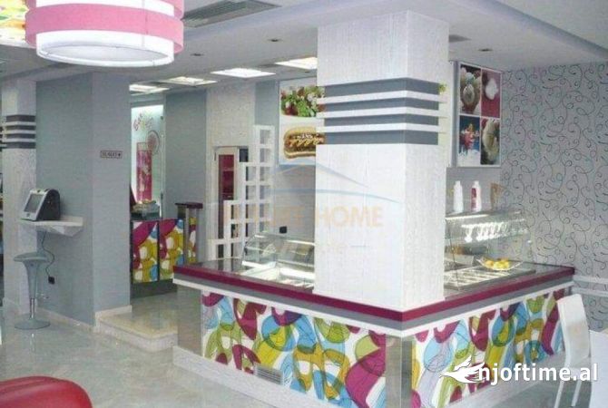 Shitet Ambjent Biznesi Pallati me Shigjeta Tirane