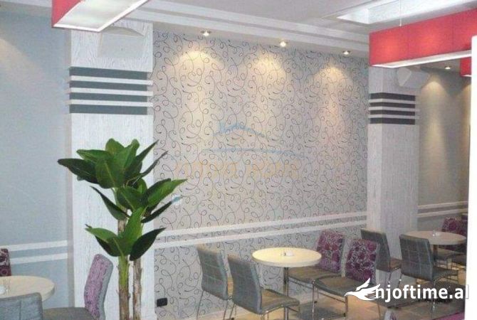 Shitet Ambjent Biznesi Pallati me Shigjeta Tirane