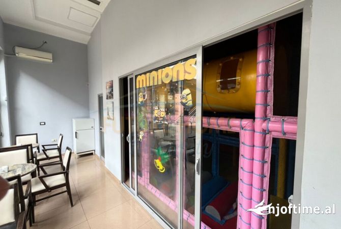 Shitet Ambient Biznesi Rruga e Dibres Tirane