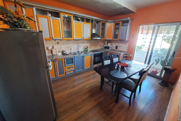 Apartment for sale in Tirana 3+1, In Part