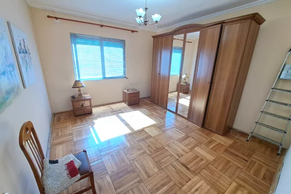 Apartment for sale in Tirana 3+1, In Part