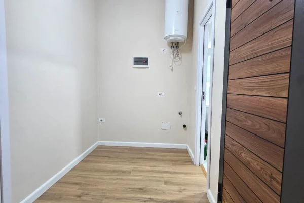 Apartment for sale in Tirana 1+1, Emty