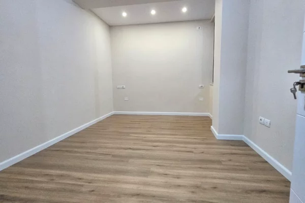 Apartment for sale in Tirana 1+1, Emty