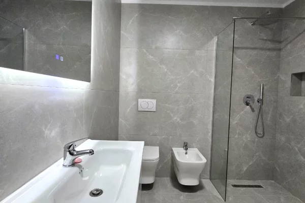 Apartment for sale in Tirana 1+1, Emty