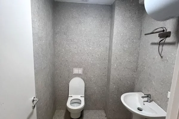 Apartment for sale in Tirana 2+1, Emty