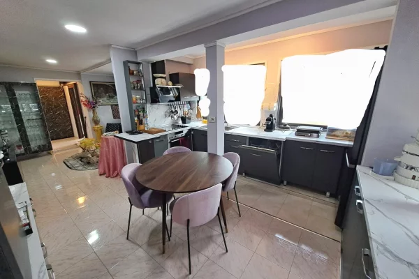 Apartment for sale in Tirana 2+1, Furnished