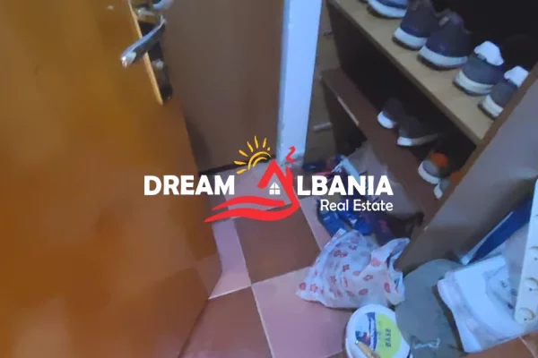 Shtepi me qera Apartament ne Tirane, 3+1, Mobilimi E mobiluar, Pagesa 75,000  Leke.