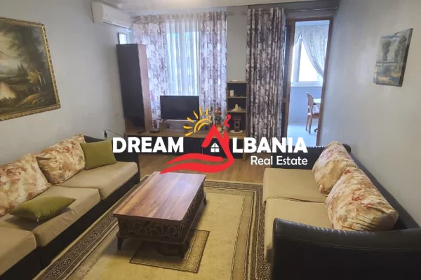 Shtepi me qera Apartament ne Tirane, 3+1, Mobilimi E mobiluar, Pagesa 75,000  Leke.