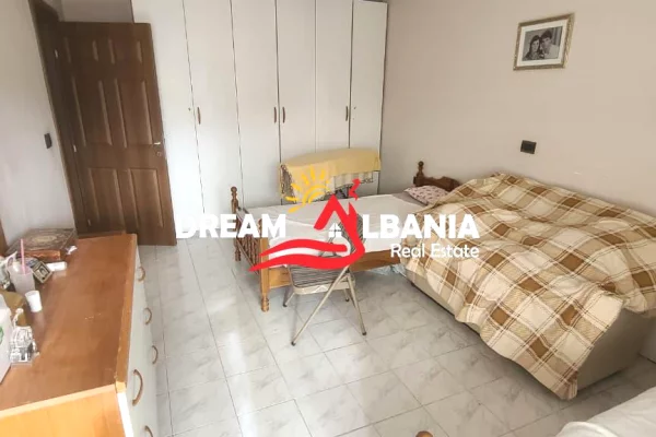 Shtepi me qera Apartament ne Tirane, 3+1, Mobilimi E mobiluar, Pagesa 75,000  Leke.