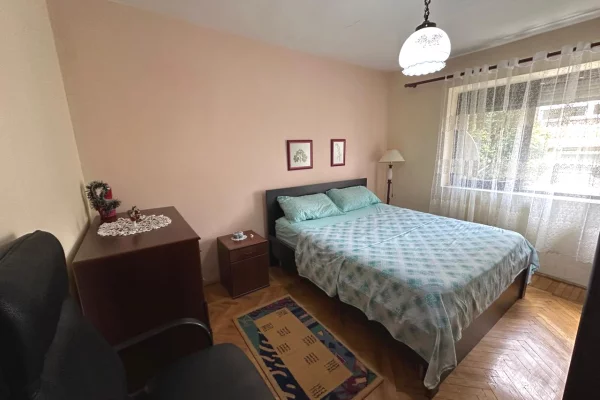 Shtepi ne shitje Apartament ne Tirane, 1+1, Mobilimi E mobiluar, Pagesa 15,500,000  Leke.