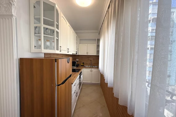 Shtepi me qera Apartament ne Tirane, 2+1, Mobilimi E mobiluar, Pagesa 80,000  Leke.