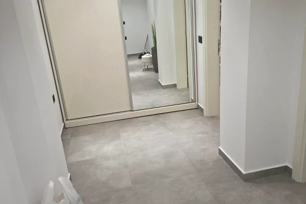 Shtepi me qera Apartament ne Tirane, 1+1, Mobilimi E mobiluar, Pagesa 65,000  Leke.