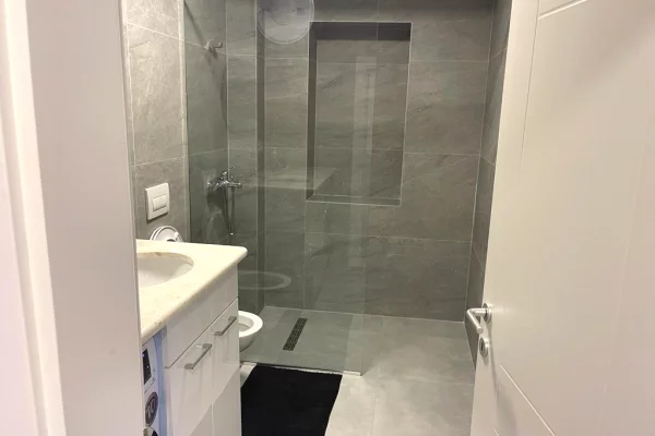 Shtepi me qera Apartament ne Tirane, 1+1, Mobilimi E mobiluar, Pagesa 65,000  Leke.