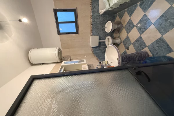 Casa privata/Indipendente in vendita a Durazzo 6+1, Arredato