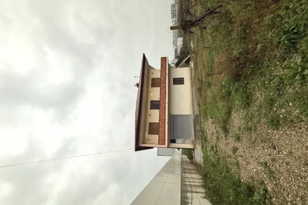 Casa in vendita 6+1 a Durazzo - 140,000 Euro