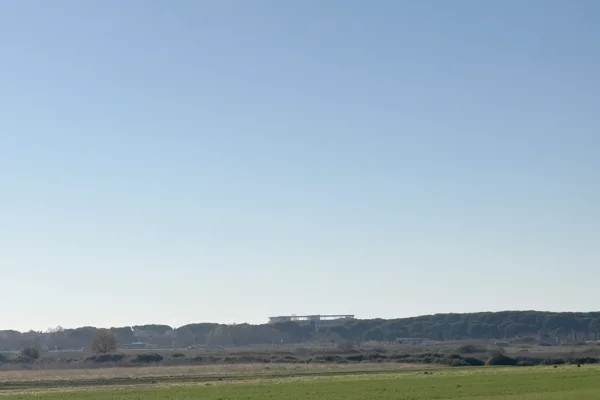 Truall ose Toke ne Durres - 65,000 Leke