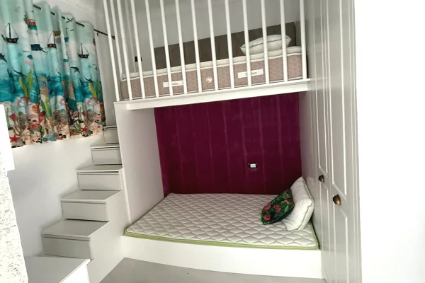 Shtepi ne shitje Apartament ne Durres, 2+1, Mobilimi E mobiluar, Pagesa 125,000  Euro.