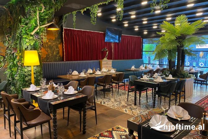 Ambiente Commerciale in Vendita 1+1 a Tirana - 2,000 Euro