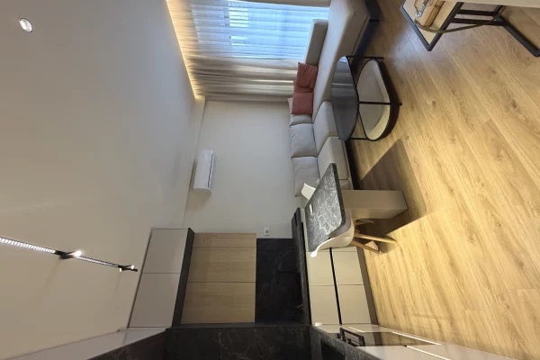 Shtepi me qera Apartament ne Tirane, 1+1, Mobilimi E mobiluar, Pagesa 45,000  Leke.