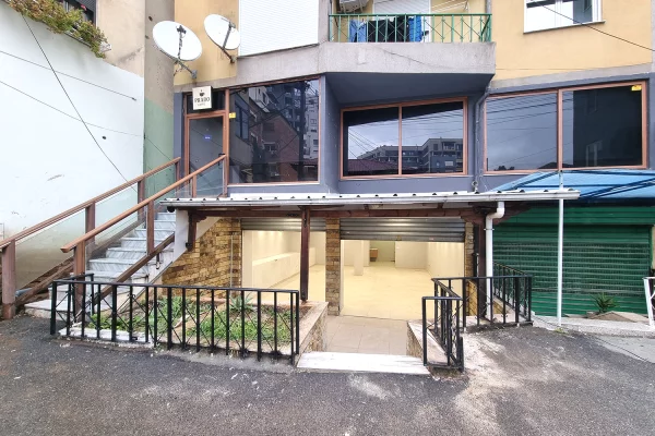 Business Property for Rent 1+1 in Tirana - 450 Euro