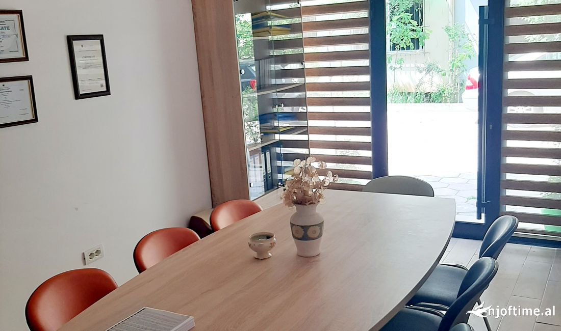 !! Okazion !! Shitet zyre sherbimesh