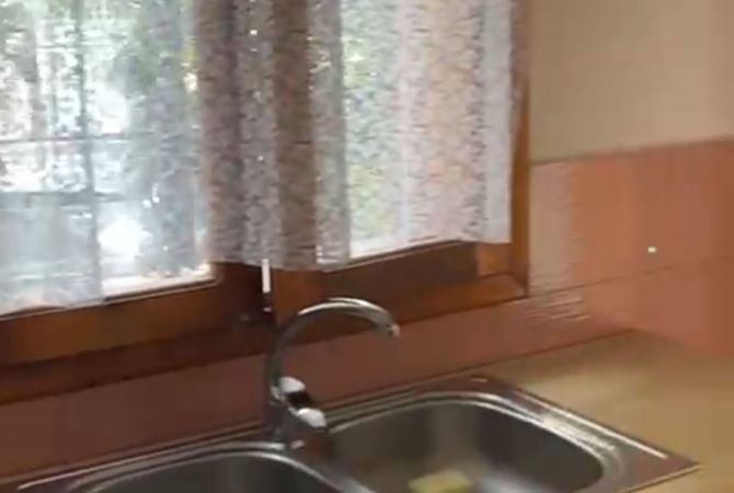 Shtepi me qera Apartament ne Tirane, Garsoniere, Mobilimi E mobiluar, Pagesa 26,000  Leke.
