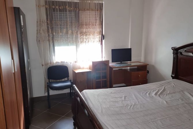 APARTAMENT 1+1. 28000 LEKE.UNIVERSITETI MARIN BARLETI MASTER