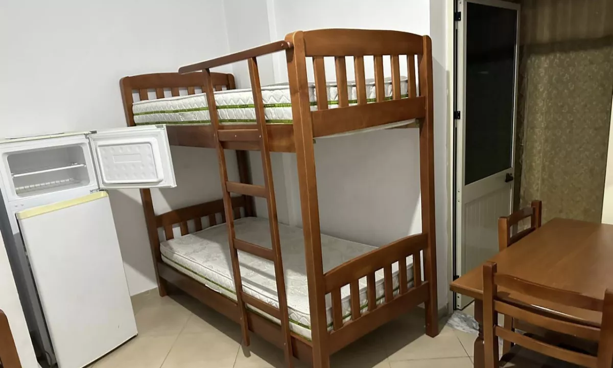 Appartamento in affitto a Tirana Garsoniere, Arredato