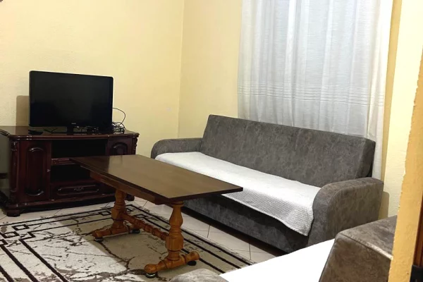 Shtepi me qera Apartament ne Tirane, 1+1, Mobilimi E mobiluar, Pagesa 27,000  Leke.
