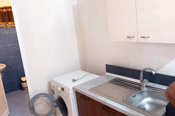 APARTAMENT 1+1. 28000 LEKE.VILAT GJERMANE.