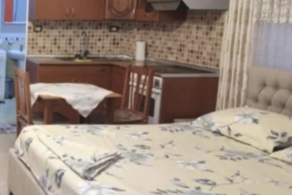 Shtepi me qera Garsoniere ne Tirane - 35,000 Leke