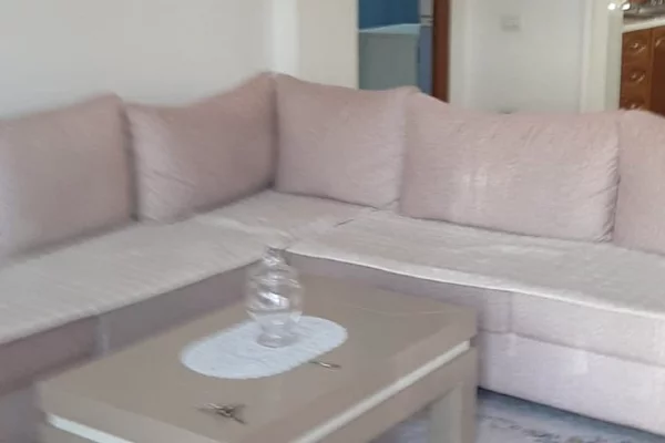 APARTAMENT 2+1. 45000 LEKE.SIRI KODRA