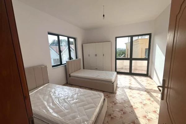 Shtepi me qera Apartament ne Tirane, 1+1, Mobilimi E mobiluar, Pagesa 42,000  Leke.
