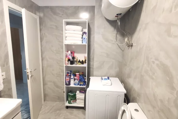 Shtepi ne shitje Apartament ne Tirane, 2+1, Mobilimi E mobiluar, Pagesa 110,000  Euro.