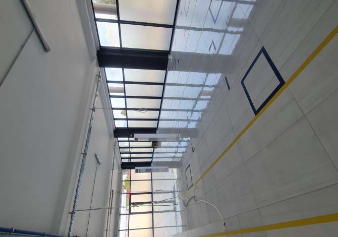 Jepet me qera godine multifunksionale