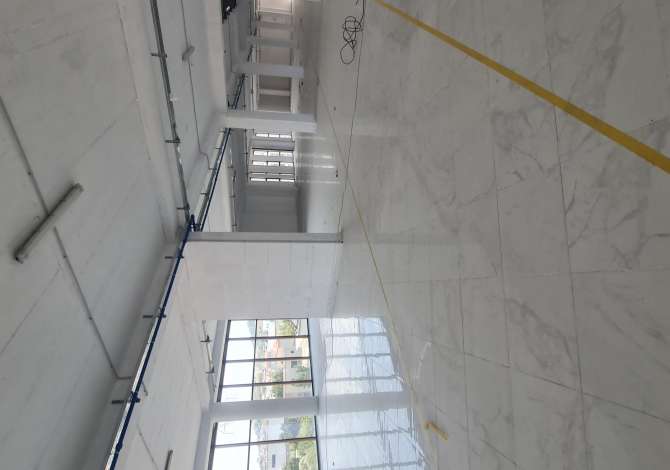 Jepet me qera godine multifunksionale