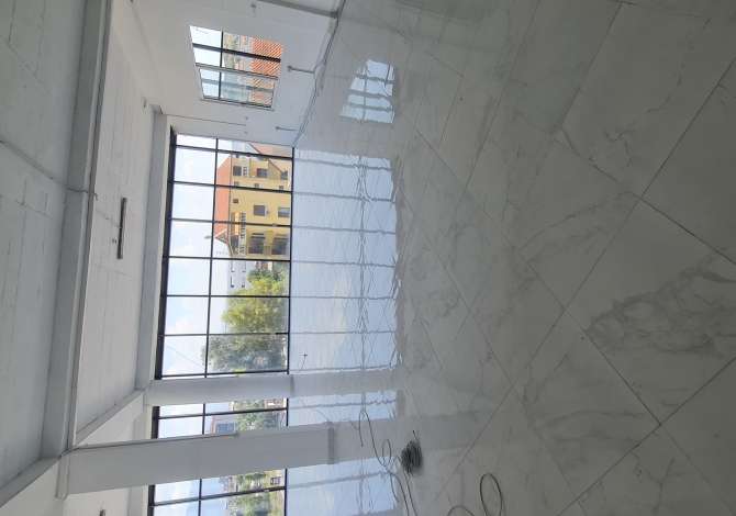 Jepet me qera godine multifunksionale