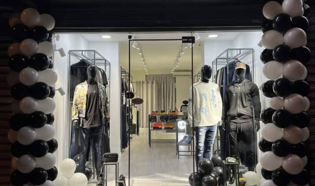 Jepet me qera dyqan dhe shitet biznes.